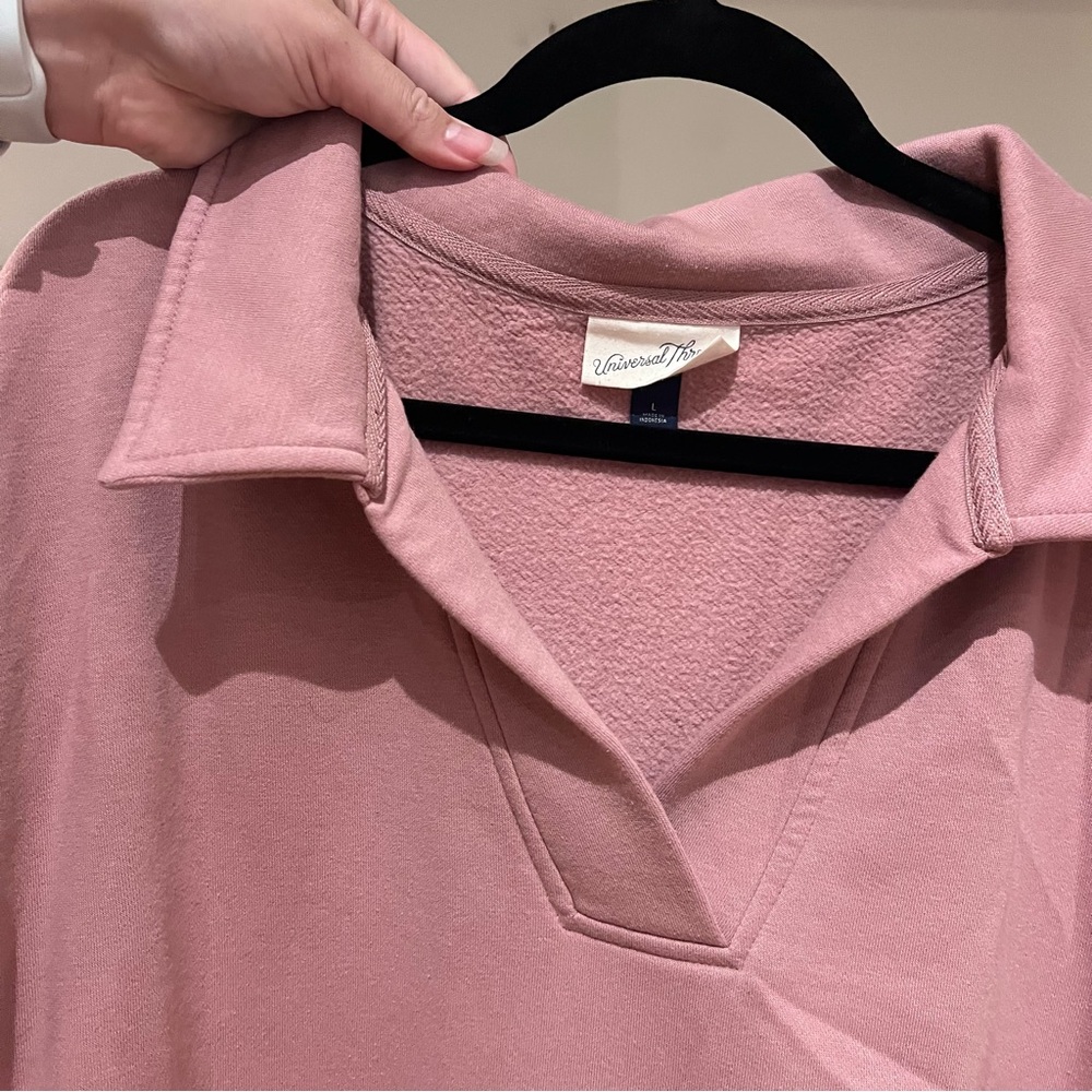 Universal Thread Leisure Studio Pink Sweater - image 4